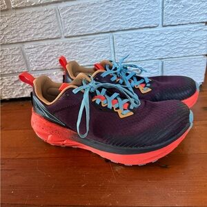 Altra Experience Wild 2, Maroon, Size 8